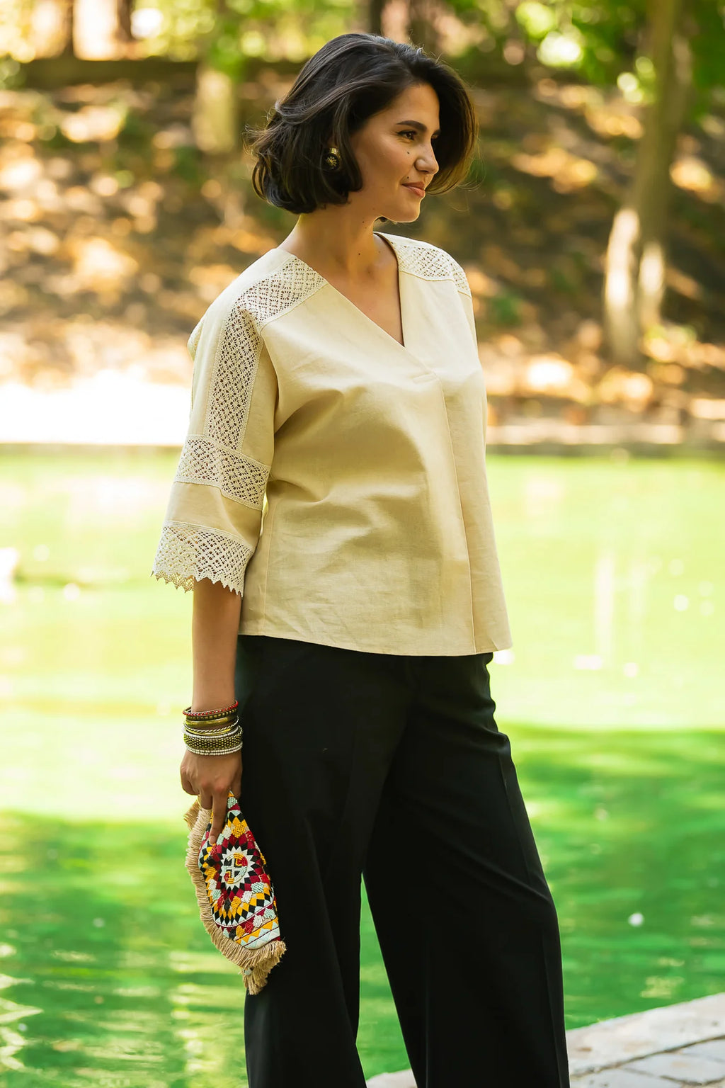 Bluza chimono crem cu dantela traditionala