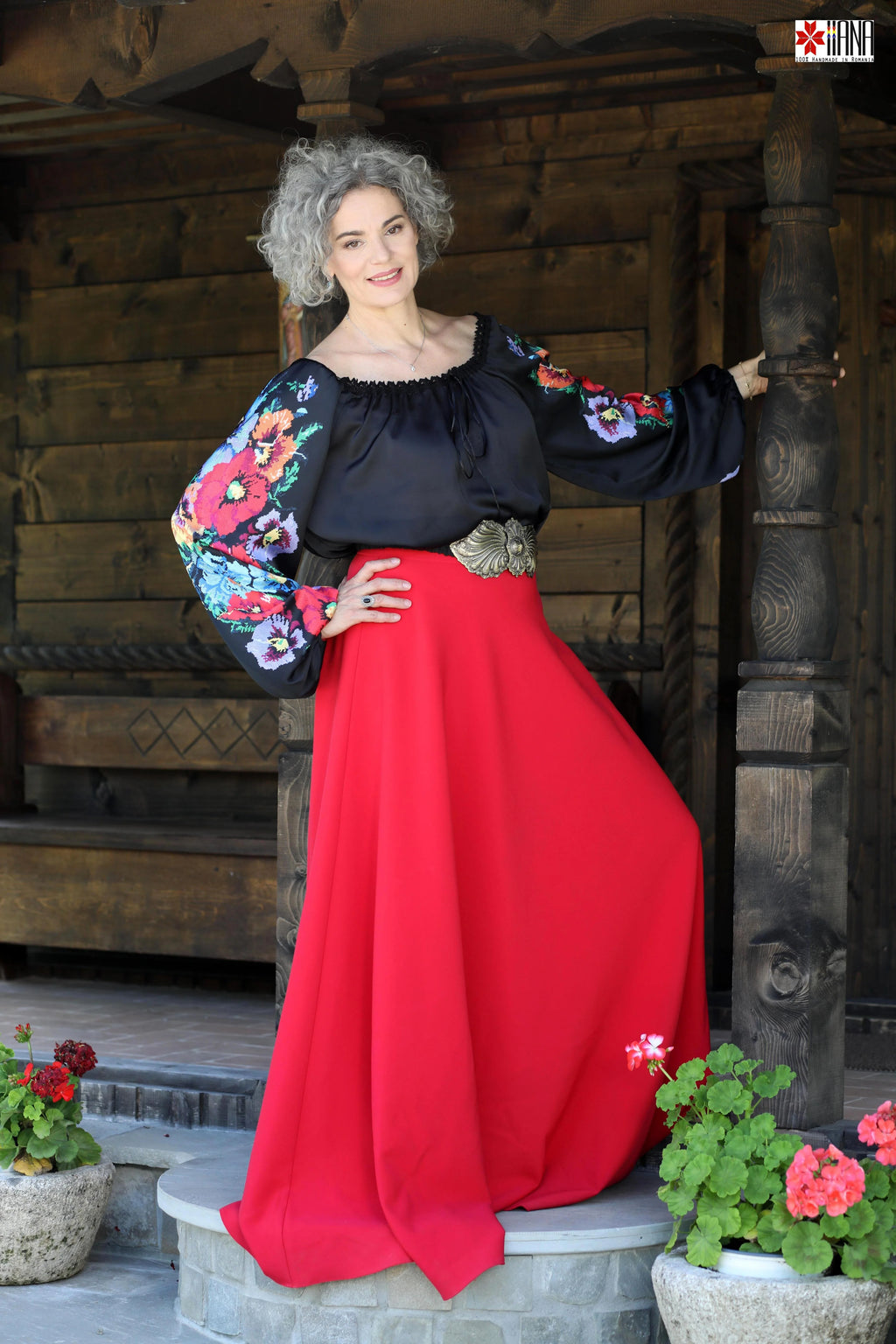 Bluza Ie Stilizata De Oras Cu Motive Florale Romanesti