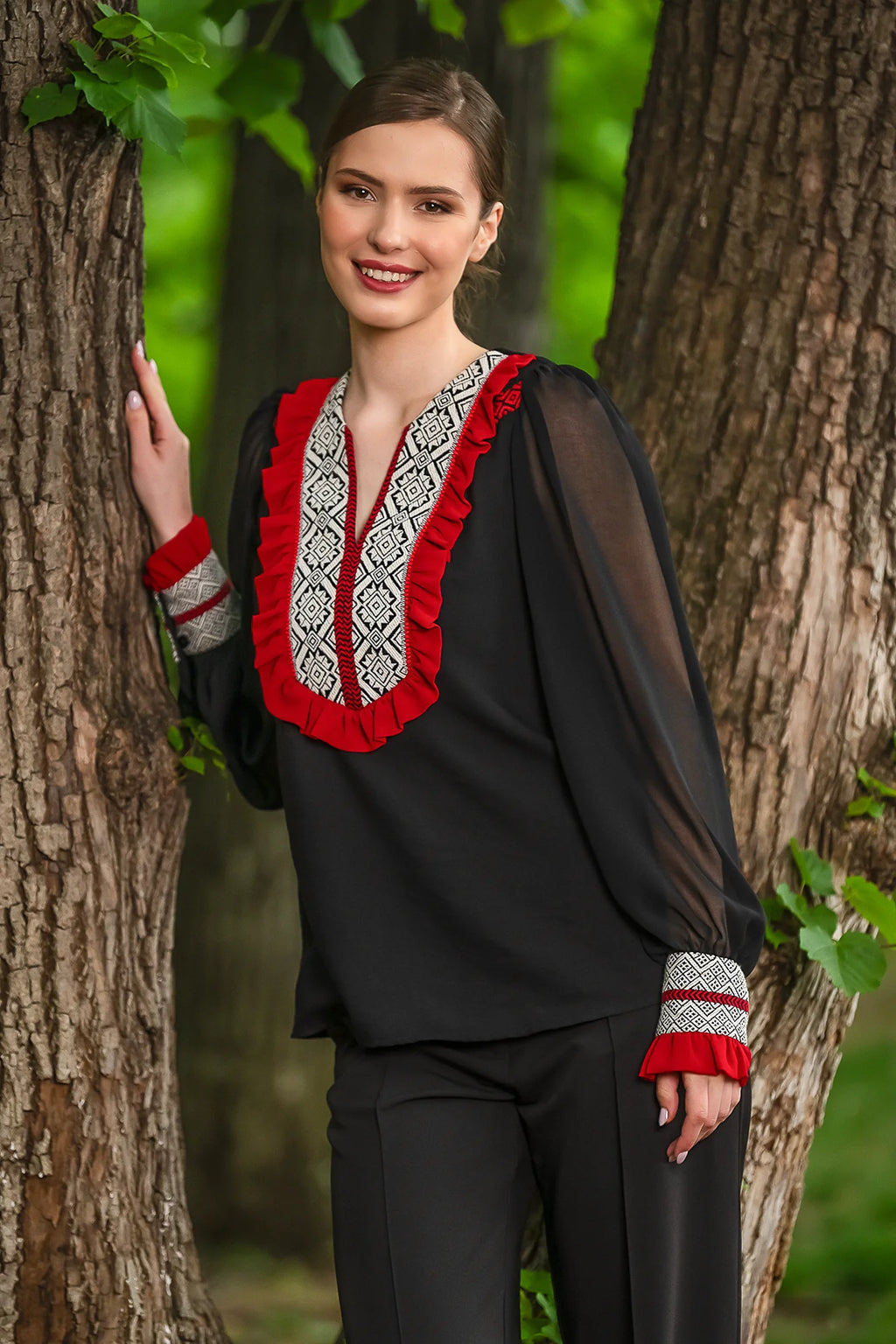 Camasa Neagra Izabela