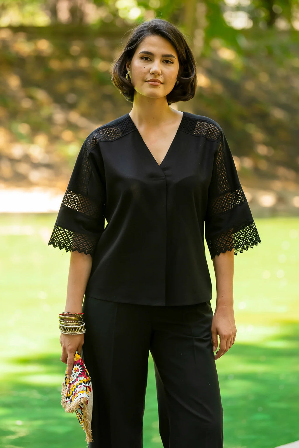 Bluza chimono neagra cu dantela traditionala