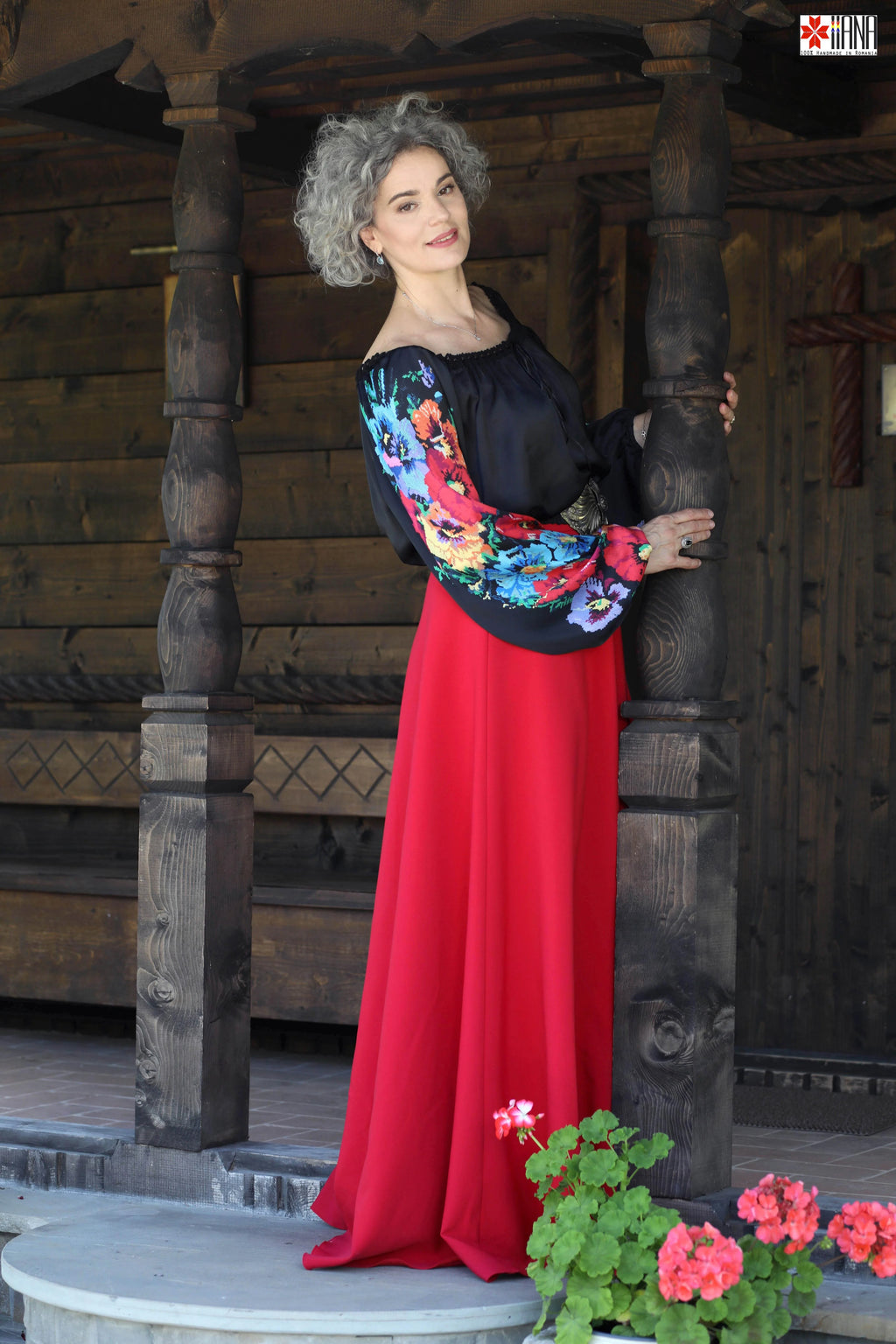 Bluza Ie Stilizata De Oras Cu Motive Florale Romanesti