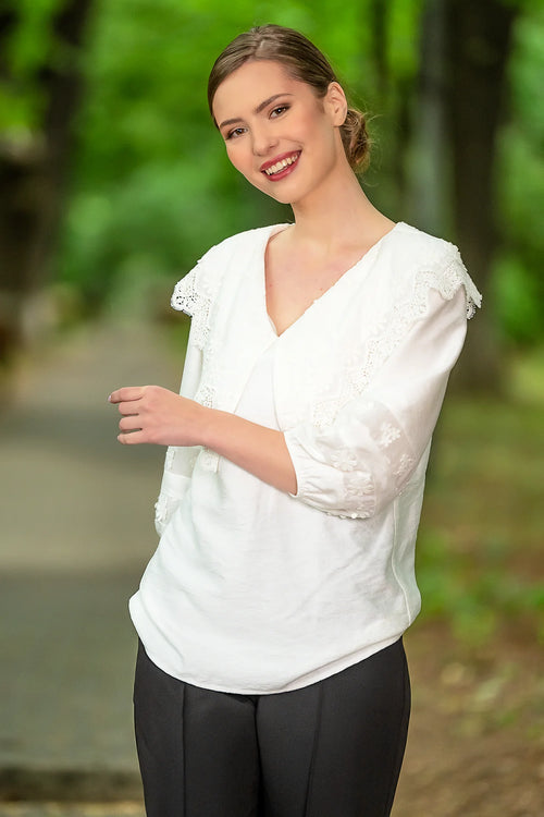 Bluza Alba Cu Guler Din Broderie Tridimensionala