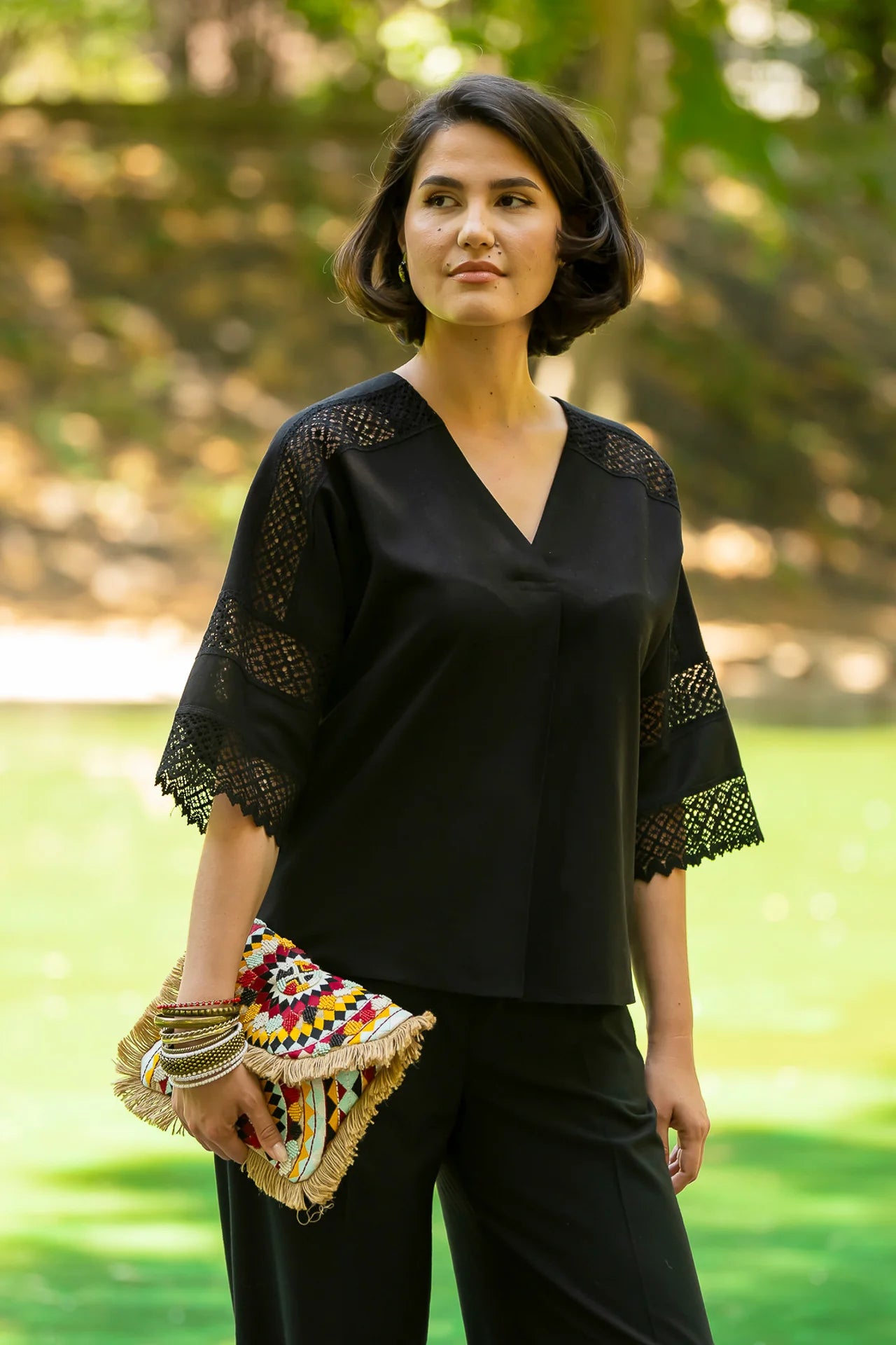 Bluza chimono neagra cu dantela traditionala