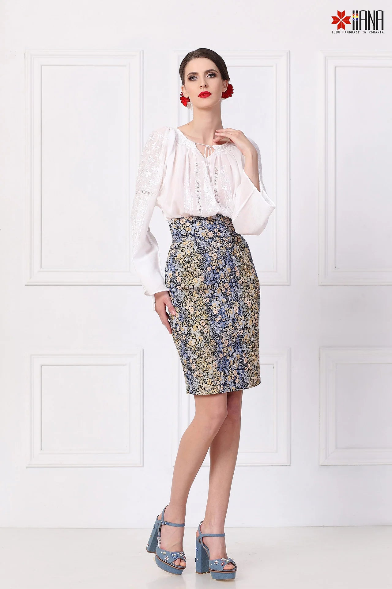 Fusta Dreapta din Jacquard cu Motive Florale