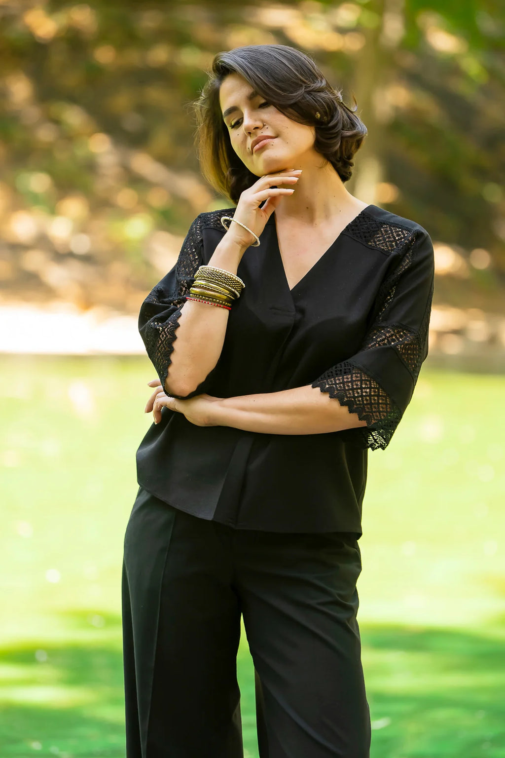 Bluza chimono neagra cu dantela traditionala