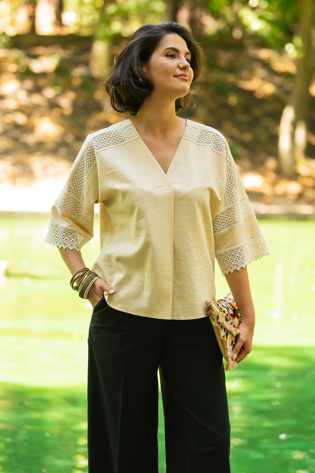 Bluza chimono crem cu dantela traditionala