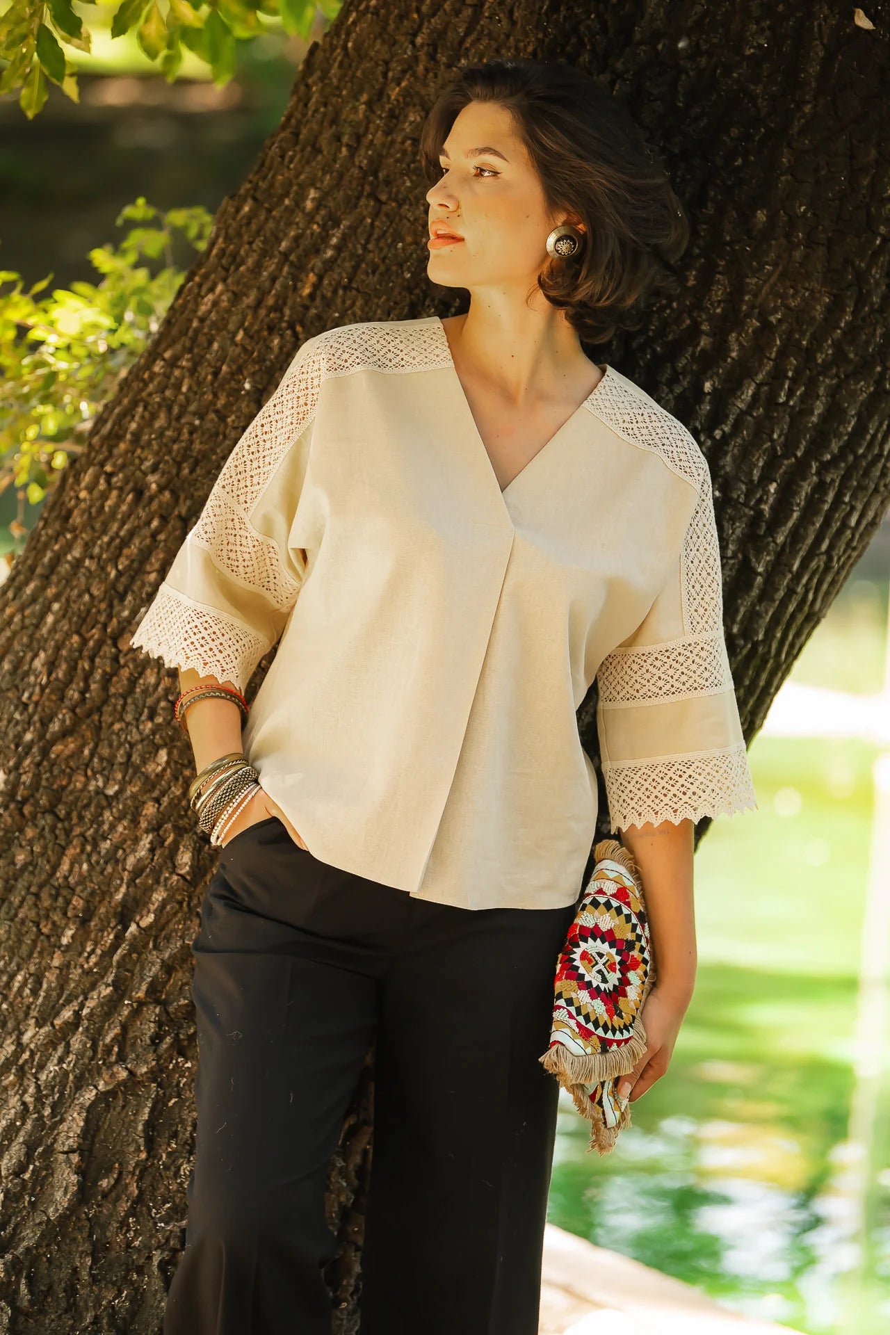 Bluza chimono crem cu dantela traditionala