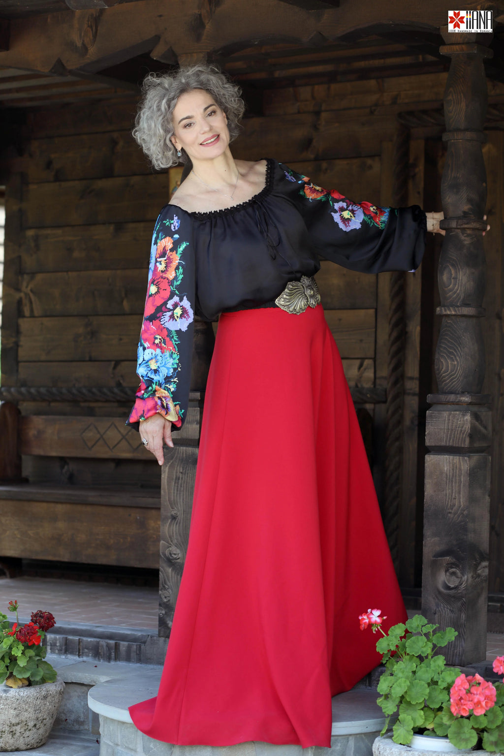 Bluza Ie Stilizata De Oras Cu Motive Florale Romanesti