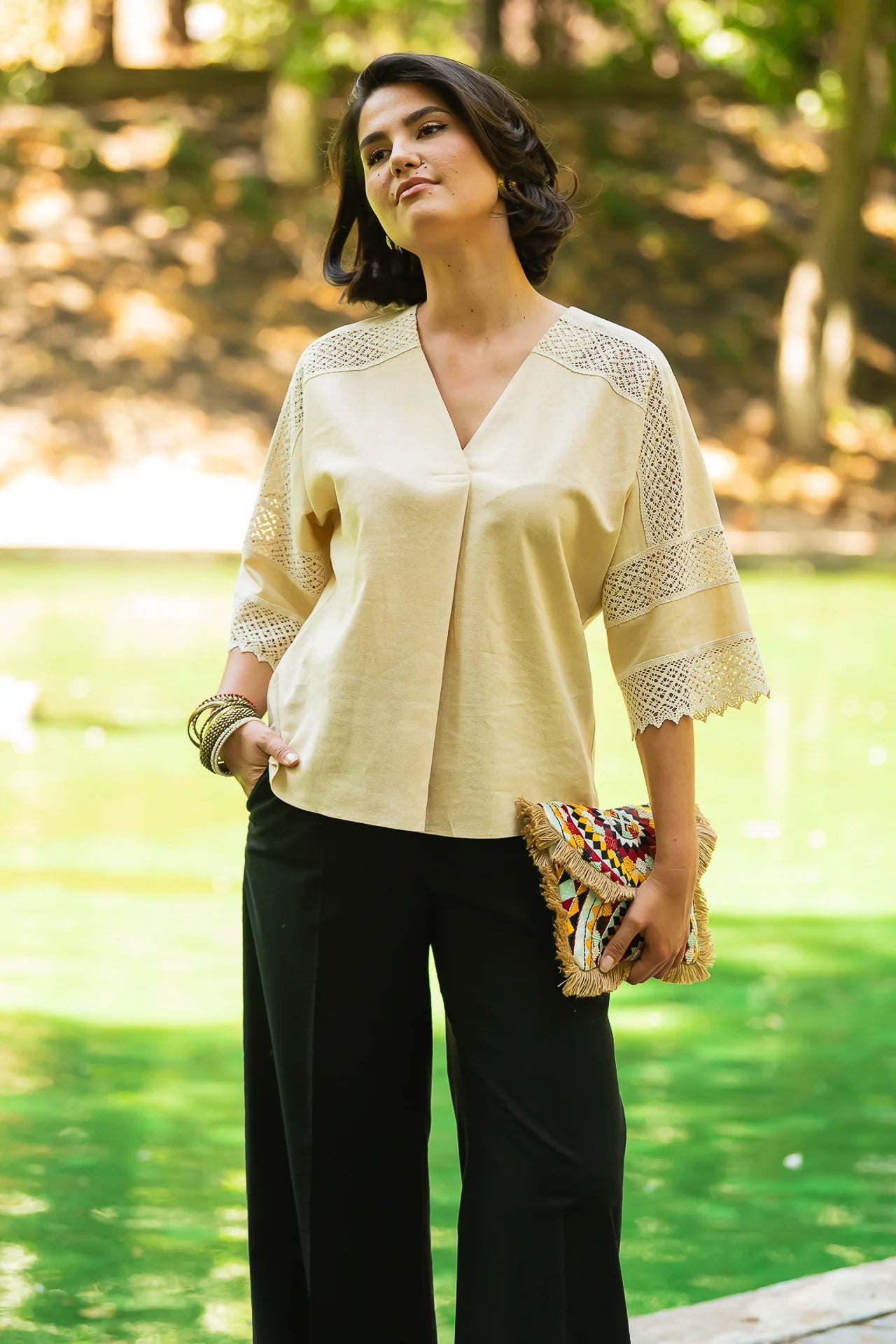 Bluza chimono crem cu dantela traditionala