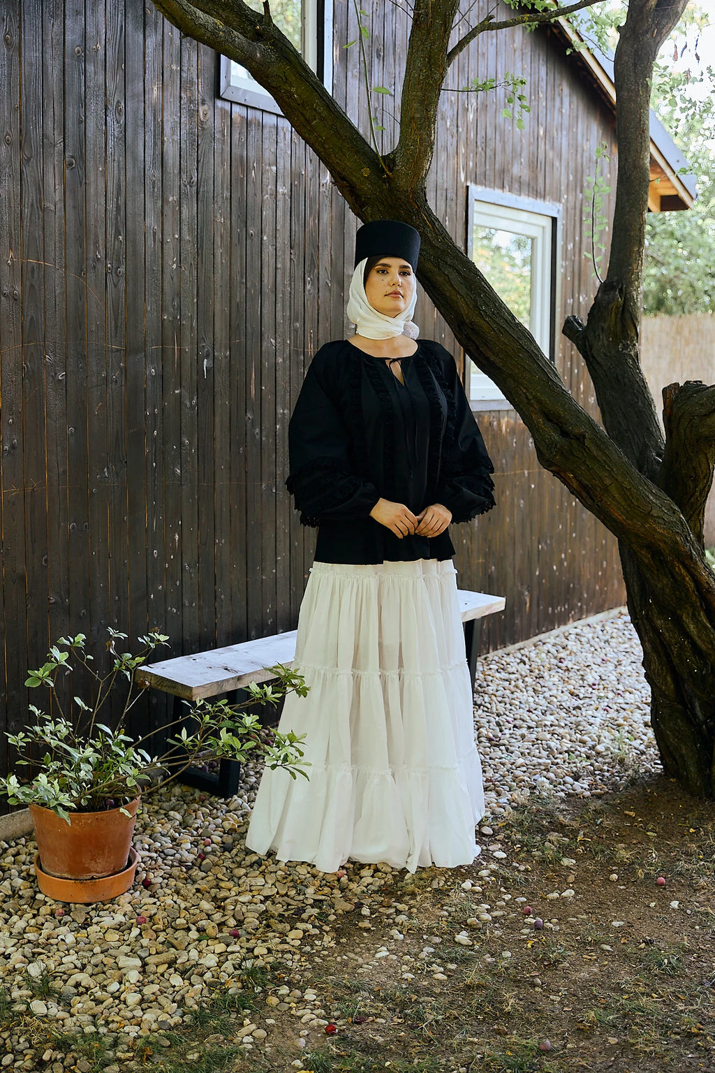 Ia Stilizata Din In Negru Astrid