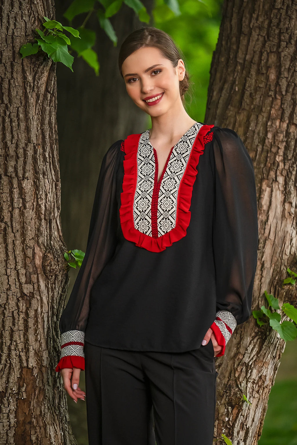 Camasa Neagra Izabela