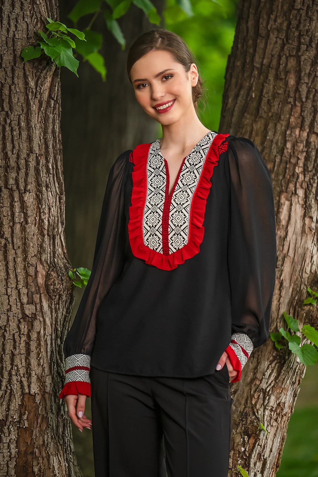 Camasa Neagra Izabela