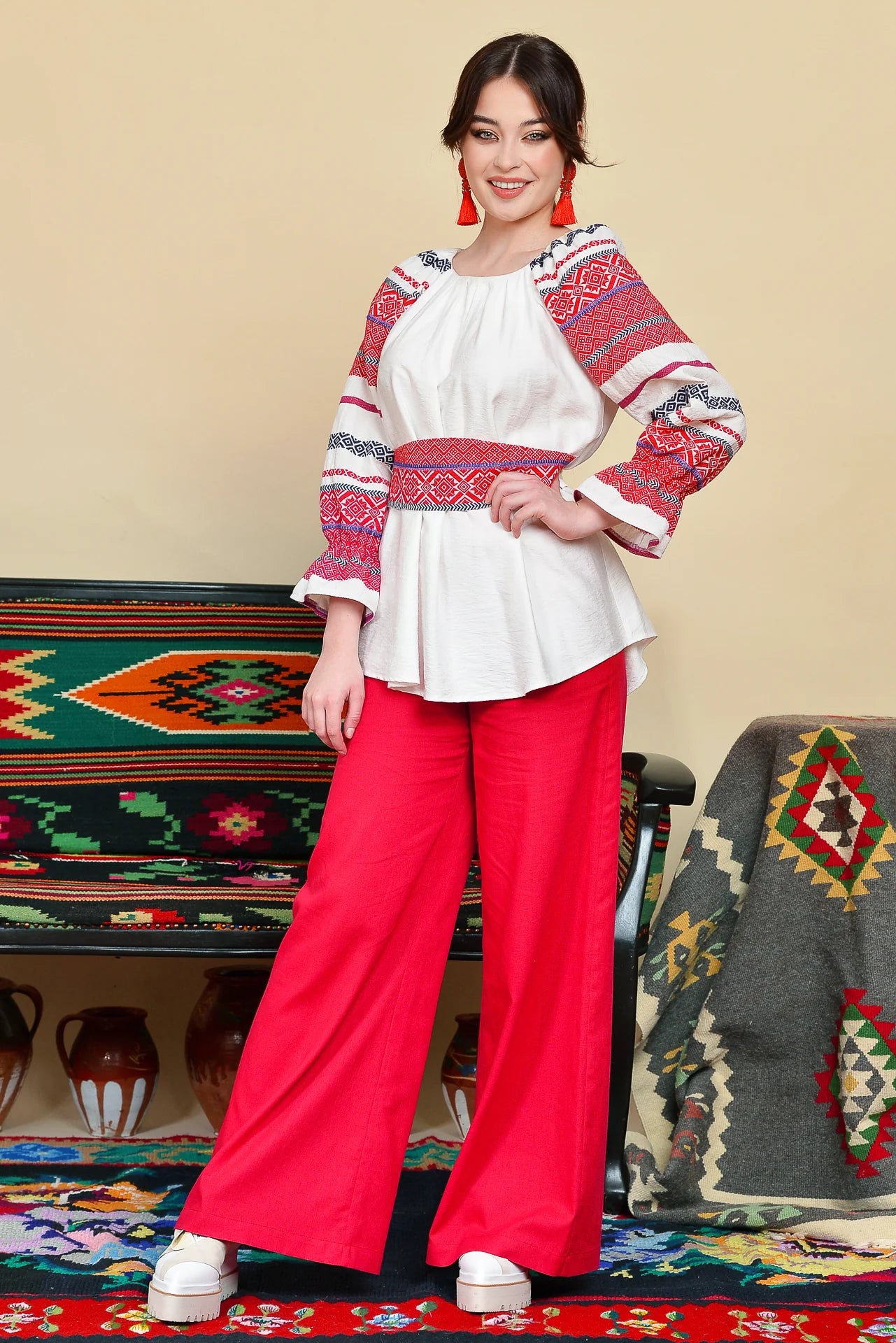 Pantaloni Evazati din In Rosu