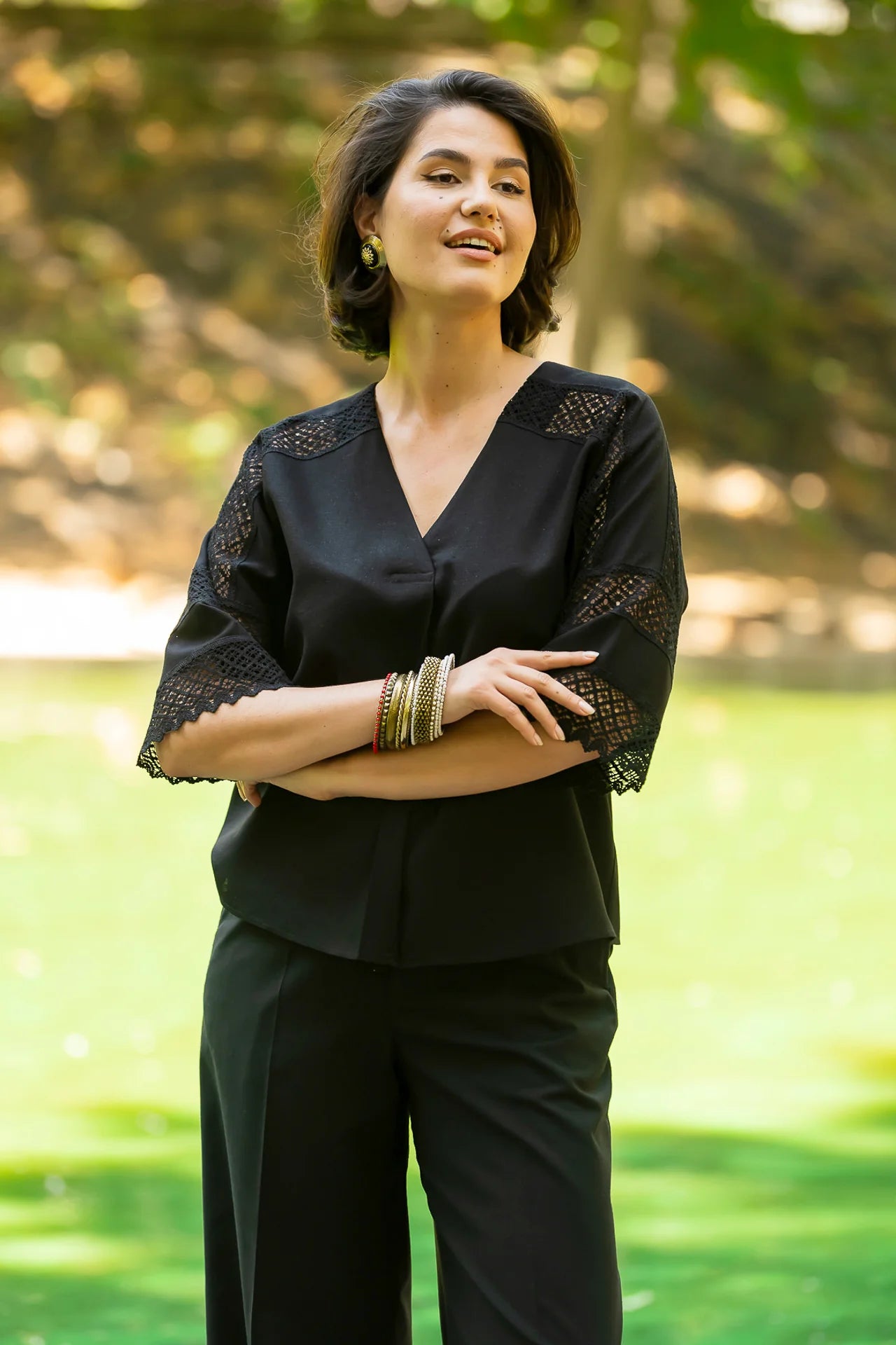 Bluza chimono neagra cu dantela traditionala